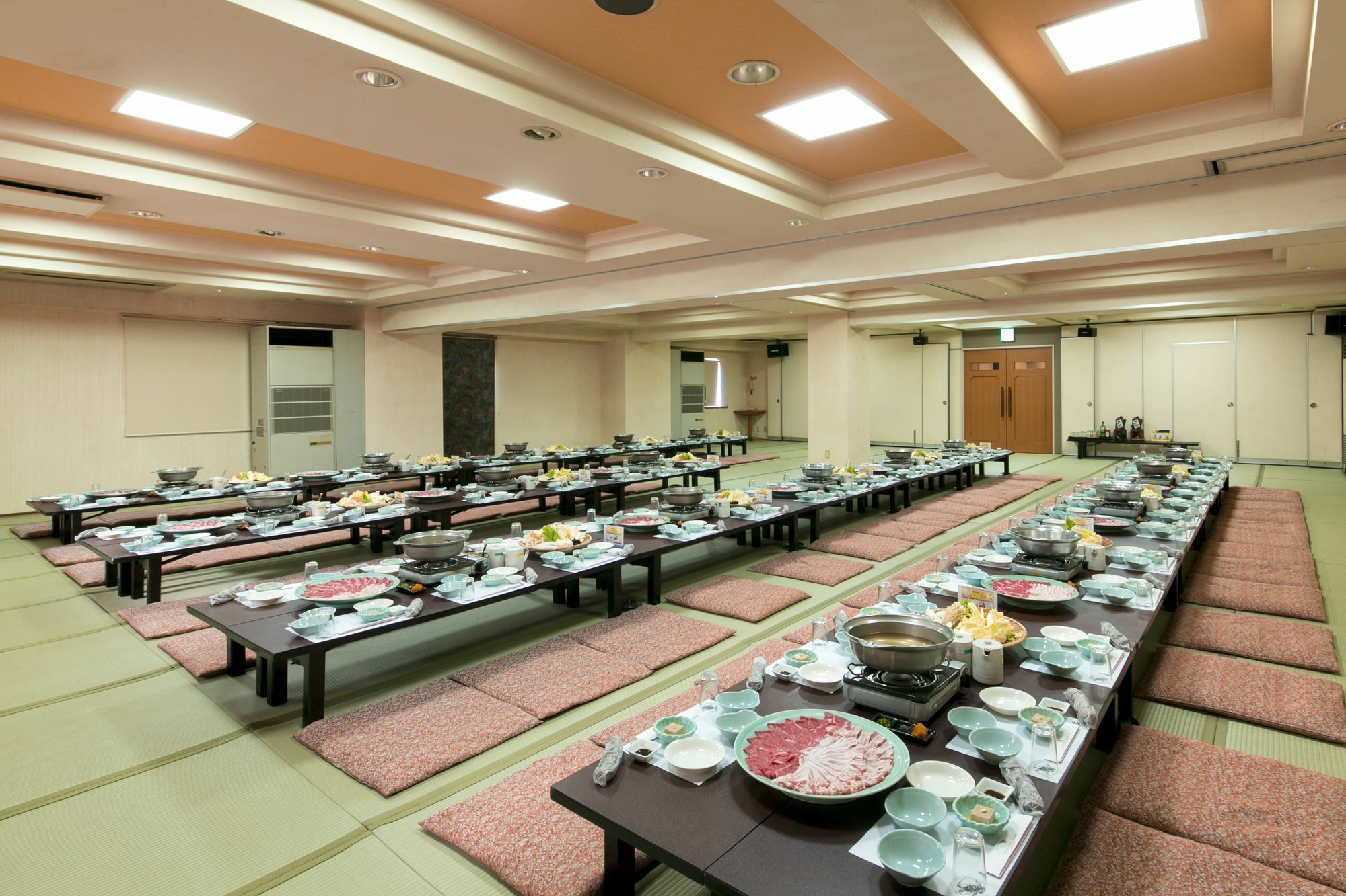 พลาซา โฮเต็ล โตโยตะ Hotel โทโยตะ ภายนอก รูปภาพ